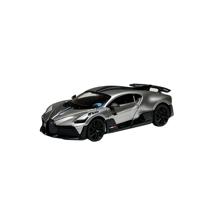 Bugatti Divo Silver Diecast Car Model with Display Case – 1:32 Scale Official Licensed Collectible