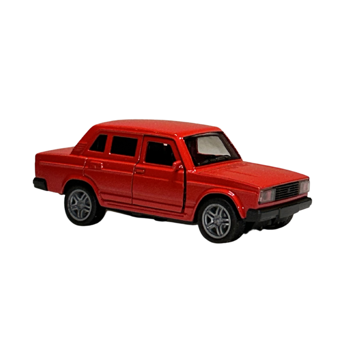 Red Classic Sedan Die-Cast Metal Toy Car – 1:32 Scale Collectible Model