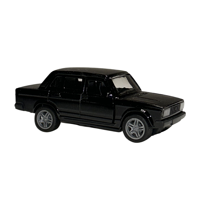 Die-Cast Luxury SUV Toy Car Model 1:32 Scale Metal Collectible Vehicle for Kids and Collectors