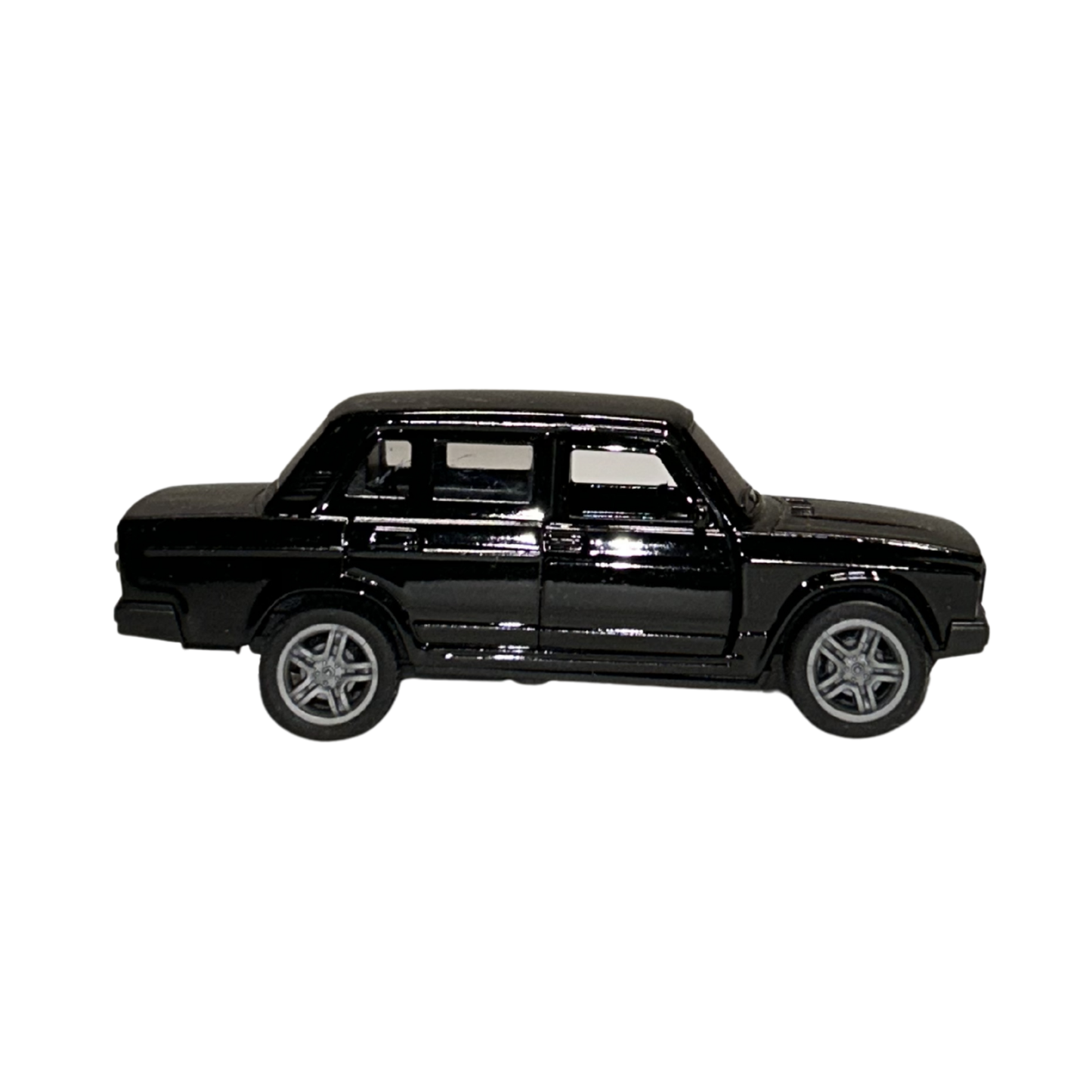 Die-Cast Luxury SUV Toy Car Model 1:32 Scale Metal Collectible Vehicle for Kids and Collectors
