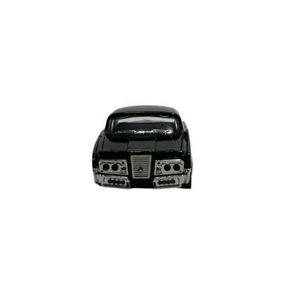 Luxury Classic Limousine Die-Cast Car Model Toy for Kids & Collectors | 1:32 Scale