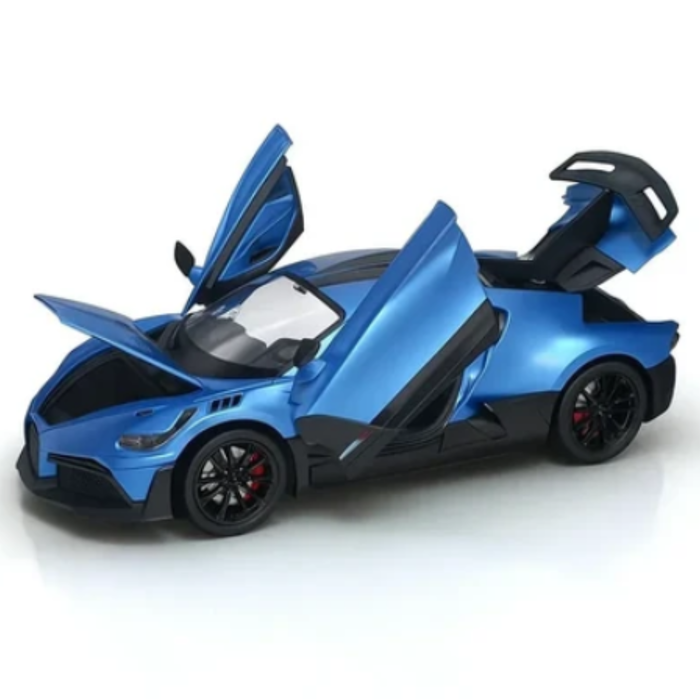 RW Bugatti Divo 1:32 Scale Die-Cast Model Car (Blue)