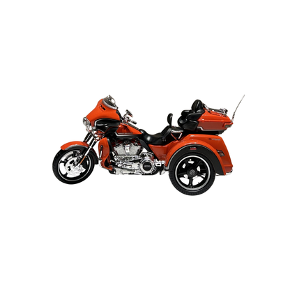 Maisto Harley-Davidson 2021 CVO Tri Glide Die-Cast Trike Motorcycle Model (1:12 Scale, 3+ Years)