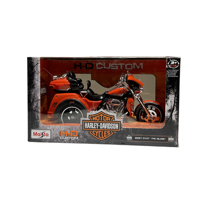 Maisto Harley-Davidson 2021 CVO Tri Glide Die-Cast Trike Motorcycle Model (1:12 Scale, 3+ Years)