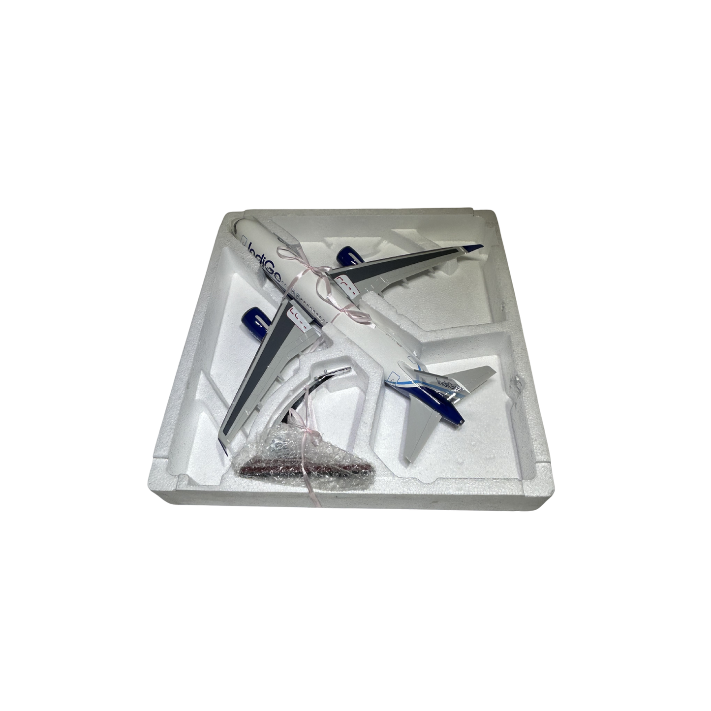 IndiGo Commercial Airplane Model with Display Stand Aviation Collectible Aircraft Replica