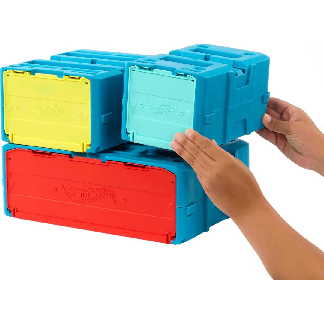 Hot Wheels®️ Flame Stunt Pack, Fire-Themed Track Set & 1 Hot Wheels®️ Car, 16 Track-Building and Stunting Components in Stackable Toy Storage Box