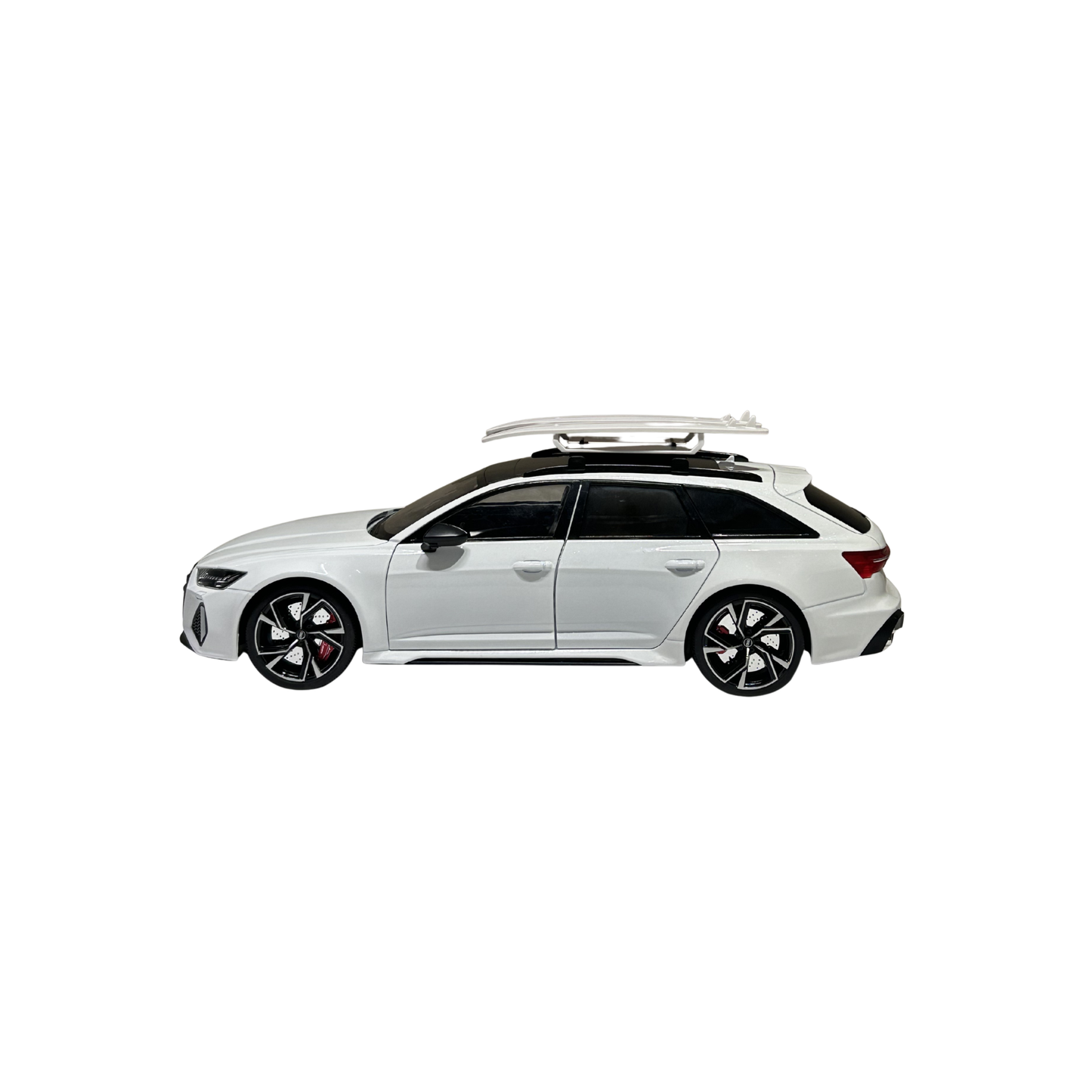 Audi RS 6 Avant Die-Cast Model Car – White Collectible Toy with Roof Rack | 1:18 Scale