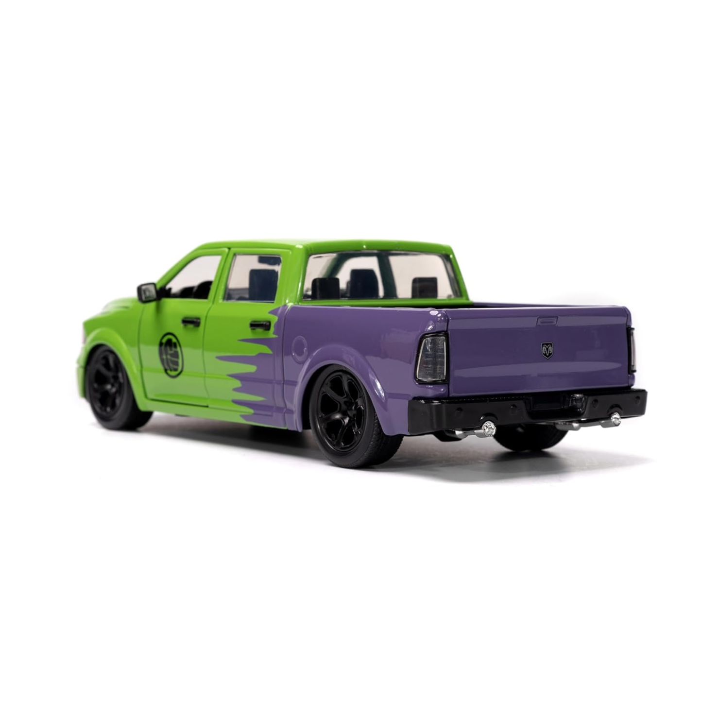 Marvel Avengers Hulk & 2014 Ram 1500 1:24 Scale Die-Cast Vehicle with Figure by Jada