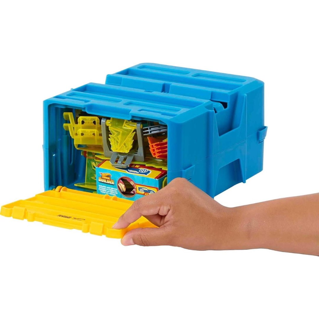 Hot Wheels®️Lightening Boost Pack, Track Set with 1 Hot Wheels®️ Car, 12 Track Boosting Components, Stackable Toy Storage Box, Lightning-Themed Track Builder Set