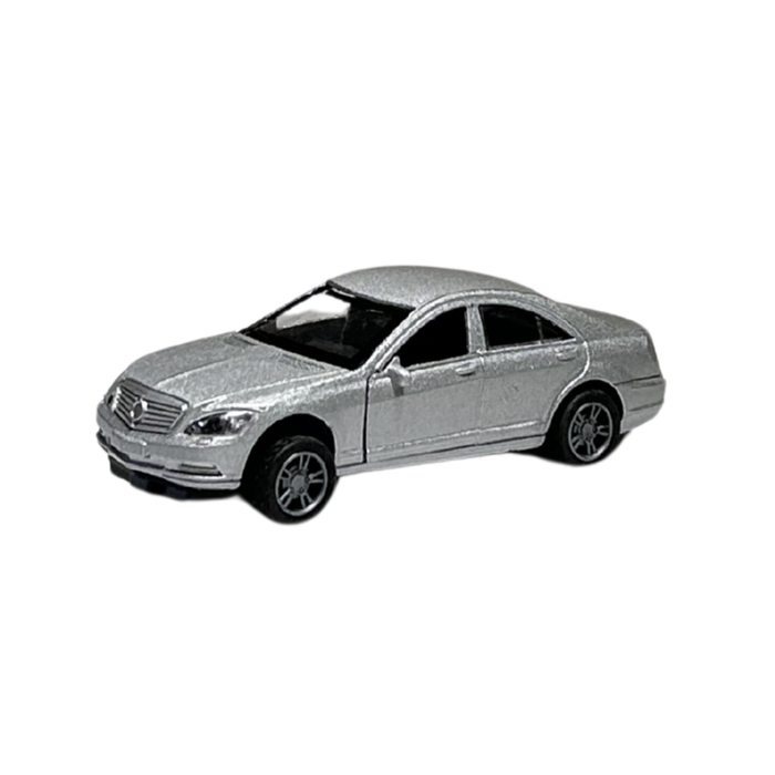 Silver Luxury Sedan Die-Cast Alloy Vehicle Model Car with Opening Doors | 1:32 Scale