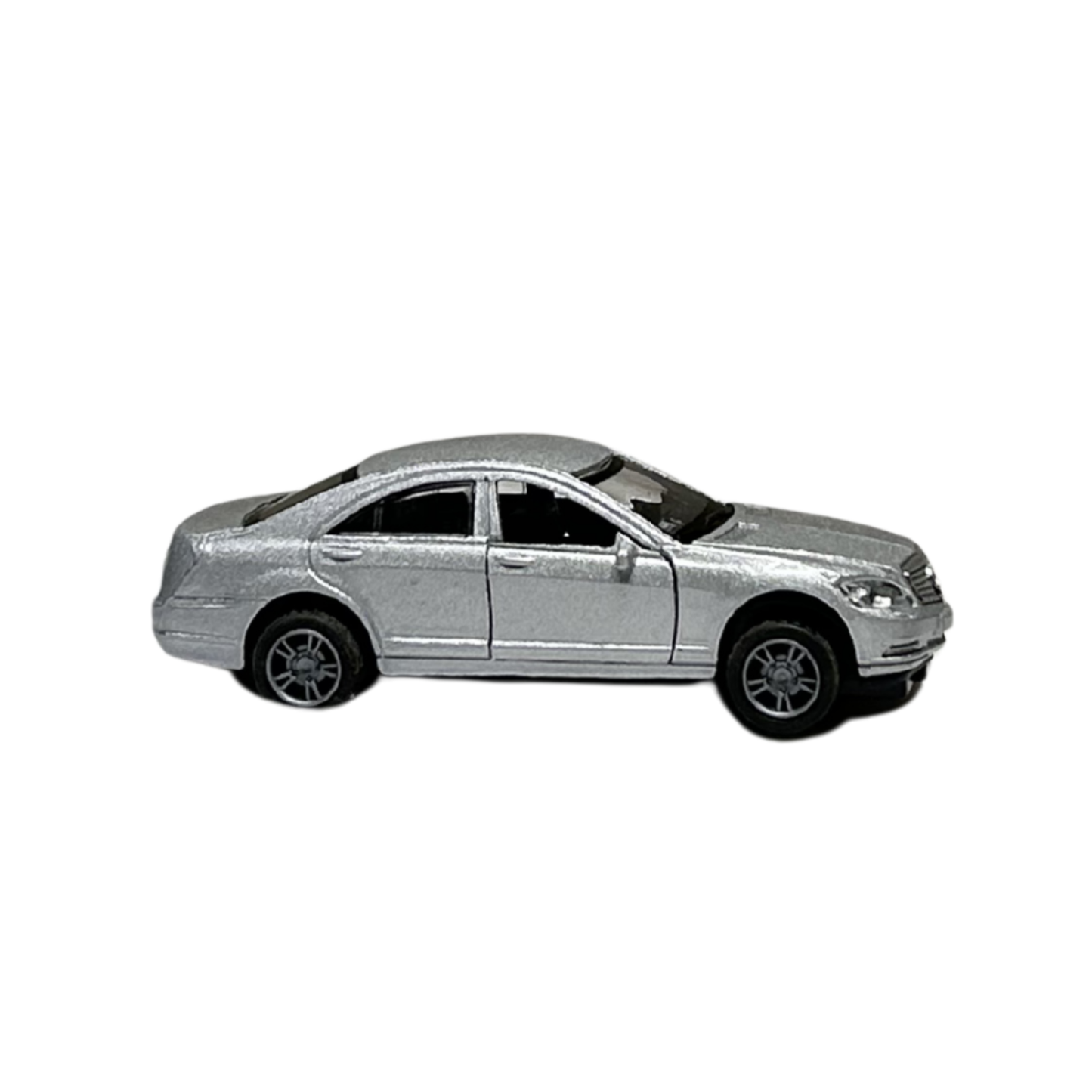 Silver Luxury Sedan Die-Cast Alloy Vehicle Model Car with Opening Doors | 1:32 Scale